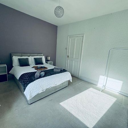 Апартаменты Cumberland House-2 Bed House Вёкингтон Экстерьер фото